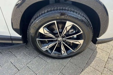 MG HS 2025 MG HS Plug-In Hybrid Exclusive, 272 KM, Od Reki, Duzy Rabat 1.5 272KM, zdjęcie 13