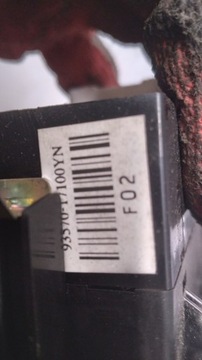 HYUNDAI MATRIX PANEL SKEL ZRCÁTKO 9357017100