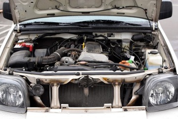 Suzuki Jimny III Standard 1.3 VVT 85KM 2006 SUZUKI JIMNY 1,3 Benzyna z Niemiec CABRIO 122 tys km SERWIS z Niemiec ,Raty, zdjęcie 4