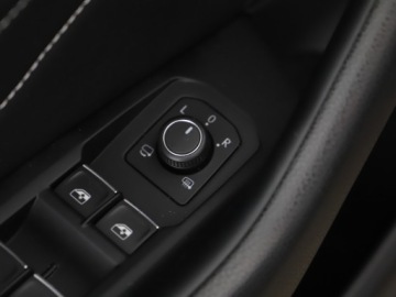 Volkswagen Arteon Fastback Facelifting 2.0 TSI 190KM 2022 Volkswagen Arteon Shooting Brake R-Line | Keyless, zdjęcie 10