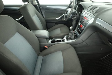 Ford Mondeo IV Kombi 2.0 Duratec Flexifuel 145KM 2011 Ford Mondeo 2.0 16V, Salon Polska, GAZ, Klima, zdjęcie 6