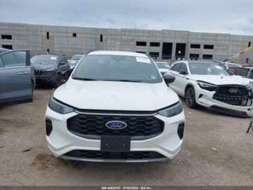 Ford Escape III 2024 Ford Escape ST-Line, 2024r., 1.5L 1.5 Benzyna 180KM, zdjęcie 6