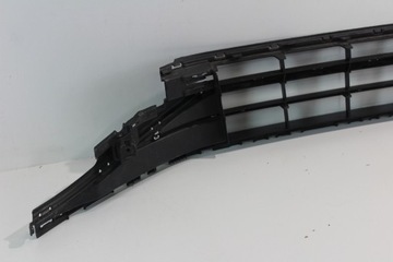 ЦЕНТРАЛЬНАЯ РЕШЕТКА ПЕРЕДНЕГО БАМПЕРА VW PASSAT B8 LIFT