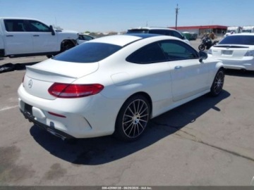 Mercedes Klasa C W205 2017 Mercedes-Benz Klasa C 2017 MERCEDES-BENZ C 300 2.0 Benzyna 241KM, zdjęcie 8