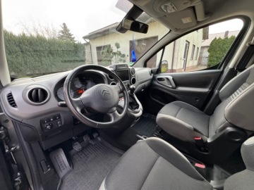 Citroen Berlingo II Combi Facelifting 2015 1.6 BlueHDi 100KM 2015 Citroen Berlingo Citroen Berlingo II (2008 - 2018) 1.6 1.6 Diesel 99KM, zdjęcie 22