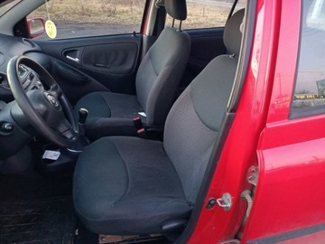 Toyota Yaris I 1.3 i 16V 86KM 2003 Toyota Yaris 1.3 03r, zdjęcie 4