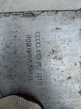 AUDI A4 A5 B8 2008-16 ROK 8K0807133D DORAZ NOSNÍKU NÁRAZNÍKU PŘEDNÍ
