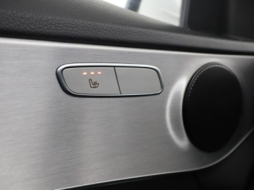 Mercedes Klasa C W205 Limuzyna 180 156KM 2018 Mercedes C 180 automat półskóra klima auto, zdjęcie 34