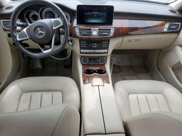 Mercedes CLS W218 2017 Mercedes-Benz CLS 550 2017 4.7l 4.7 Benzyna 402KM, zdjęcie 8