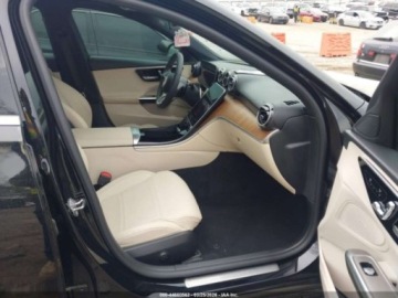 Mercedes Klasa C W206 2022 Mercedes-Benz Klasa C MERCEDES-BENZ C 300 SEDAN 2.0 Benzyna 255KM, zdjęcie 8