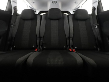 Peugeot 5008 II Crossover 1.2 PureTech 130KM 2019 Peugeot 5008 7 os. automat virtual cocpit klima, zdjęcie 17