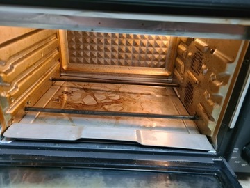 Mini piekarnik ICQN 20 L 20 l czarny