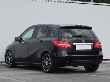 Mercedes Klasa B W246 Sports Tourer 180 BlueEFFICIENCY 122KM 2013 Mercedes B B 180, Skóra, Navi, Xenon, Bi-Xenon, zdjęcie 3