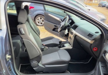 Opel Astra H Hatchback 5d 1.4 TWINPORT ecoFLEX 90KM 2008 Opel Astra Opel Astra GTC 1,4 Ben 90km 1.4 Benzyna 90KM, zdjęcie 16