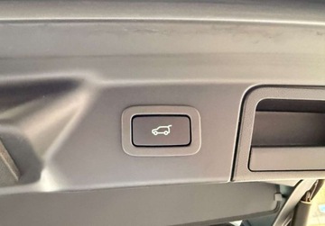 Land Rover Range Rover Velar SUV 2.0 250KM 2022 Land Rover Range Rover Velar FV VAT 23 roczna gwarancja benzyna 2.0, zdjęcie 31