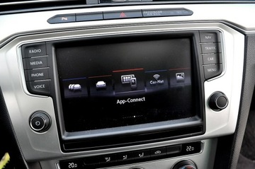 Volkswagen Passat B8 Variant 1.6 TDI BlueMotion SCR 120KM 2016 Volkswagen Passat 1.6TDI 120KM Virtual Full Led, zdjęcie 27