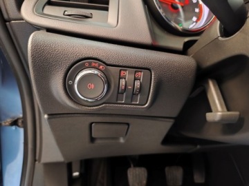 Opel Astra J Sports Tourer Facelifting 1.4 Turbo ECOTEC 140KM 2015 Opel Astra 1.4 turbo, Auto po dużym serwisie, zdjęcie 14