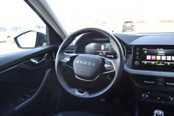 Skoda Kamiq Crossover Facelifting 1.0 TSI 115KM 2025 Skoda Kamiq SalonPL Selection Pak.WinterPremium Podgrz.Szybakierfotele LED, zdjęcie 9