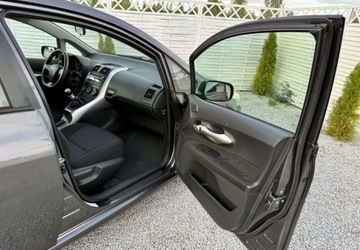 Toyota Auris I Hatchback 5d Facelifting 1.33 Dual VVT-i 101KM 2011 Toyota Auris Toyota Auris 1.33 VVT-i Terra 1.3 Benzyna 100KM, zdjęcie 26