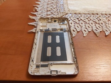 Korpus huawei y6