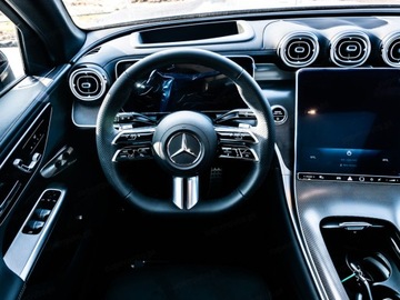 Mercedes GLC C254/X254 SUV 2.0 200d 163KM 2025 GLC Coupe 200 d 4-Matic AMG Line 2.0 (163KM) 2025, zdjęcie 12