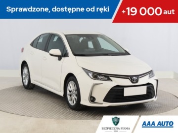 Toyota Corolla XII Sedan 1.5 VVT-i 125KM 2021 Toyota Corolla 1.5 VVT-i, Salon Polska