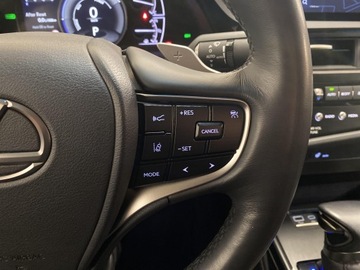 Lexus ES VII (XV70) Sedan Facelifting 300h 218KM 2023 Lexus ES 300h F Sport Design Lexus ES 300h F Sport, zdjęcie 13