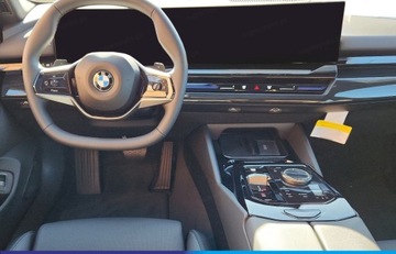 BMW Seria 5 G30-G31 2023 Od ręki - BMW Seria 5 2.0 520i Sedan (208KM) | Pakiet Innowacji + Travel, zdjęcie 3
