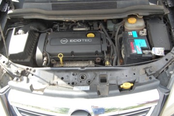 Opel Zafira B 1.8 ECOTEC 140KM 2010 OPEL ZAFIRA 1.8 140PS 7-OSOBOWA Navi Alu Klimatronic Tempomat Grzane Fot., zdjęcie 27