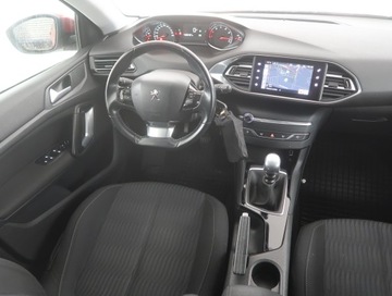 Peugeot 308 II SW 1.2 PureTech 130KM 2017 Peugeot 308 1.2 PureTech, Salon Polska, zdjęcie 6