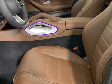 Mercedes GLS X167 SUV Facelifting 3.0 450d 367KM 2025 MERCEDES-BENZ GLS 450 d 4-MATIC AMG Line 3.0 (367KM) 2025, zdjęcie 4