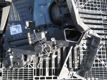 SAAB 9-5 2,0T RADIÁTOR KOMPLETNÍ 5048541
