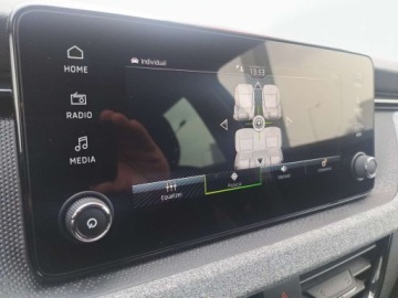 Skoda Kamiq Crossover Facelifting 1.0 TSI 115KM 2025 Skoda Kamiq DSG LED Kamera Virtual Cockpit Grzane fotele KESSY Bezwypadkowy, zdjęcie 21