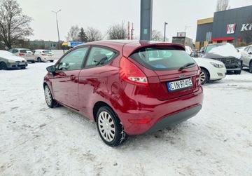 Ford Fiesta VII Hatchback 5d 1.25 Duratec 60KM 2009 Ford Fiesta 2009 1.25 60KM Manual Benzyna Trend Edition 2kpl opon 1.2 60KM, zdjęcie 5
