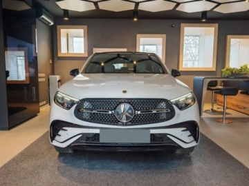 Mercedes GLC C254/X254 Coupe 2.0 220d 197KM 2025 GLC Coupe 220 d 4-Matic AMG Line 2.0 (197KM) 2025, zdjęcie 1