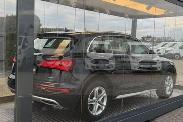 Audi Q5 II SUV 2.0 TFSI 252KM 2017 Audi Q5 2.0TFSI 252Ps , Audi Select, Bezwypadkowy, zdjęcie 30