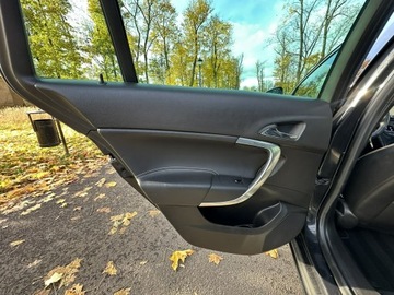Opel Insignia I Sports Tourer Facelifting 2.0 CDTI BiTurbo ECOTEC 195KM 2014 Opel Insignia OPC COSMO Indyvidual 2.0 BiTurbo 195, zdjęcie 21