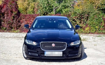 Jaguar XE Sedan 2.0 i4 180KM 2018 Jaguar XE Zarejestrowany SALONOWY Stan 2.0 Diesel 180KM, zdjęcie 3