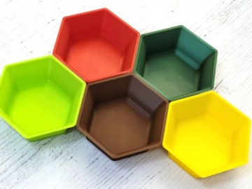 Жетонная коробка с маркерами игровых фигур - 1шт.