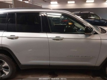 Jeep Grand Cherokee IV 2022 Jeep Grand Cherokee 2022r., 4x4, 2.0L 2.0 Benzyna 270KM, zdjęcie 4