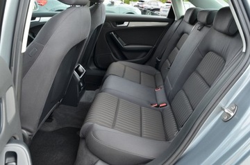Audi A4 B8 Limousine 2.0 TDI 143KM 2010 Audi A4 KSENONY! El. Fotele! Parktronic! Navi! Bardzo zadbany!, zdjęcie 9