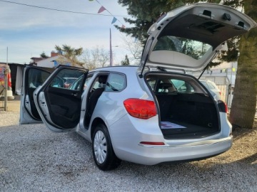 Opel Astra J Sports Tourer Facelifting 1.4 Turbo ECOTEC 140KM 2015 Opel Astra 1.4 Turbo Opłaty Zapraszamy !!!, zdjęcie 9