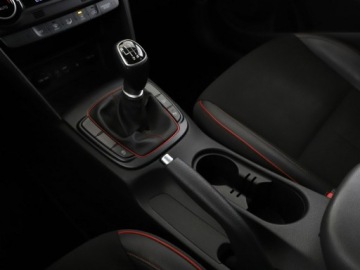 Hyundai Kona I Crossover 1.0 T-GDI 120KM 2017 Hyundai Kona Xpossible navi kamera półkskóra, zdjęcie 28