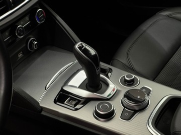 Alfa Romeo Stelvio SUV Facelifting 2.0 Turbo 200KM 2021 Alfa Romeo Stelvio Sprint Q4 / 1 właściciel / Salo, zdjęcie 7