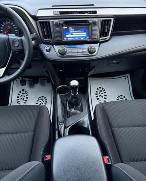 Toyota Corolla XI Sedan 1.33 Dual VVT-i 99KM 2016 Toyota Corolla Salon Polska, Serwis ASO, Przebieg 95tys 1.3 Benzyna 99KM, zdjęcie 7