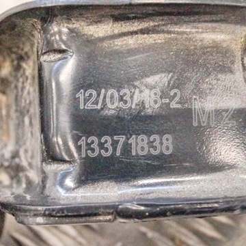 13371838 ULOŽENÍ MOTORU LEVÝ OPEL CORSA E 1.4