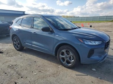 Ford Escape III 2023 Ford Escape St-line awd 1.5 Benzyna 180KM, zdjęcie 5