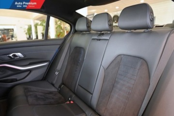 BMW Seria 3 G20-G21 2022 BMW Seria 3 330i xDriveFV23Adaptacyjne Reflektory LEDFotel Sportowy 2.0, zdjęcie 15