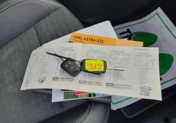 Opel Astra J Hatchback 5d 1.4 Turbo ECOTEC 120KM 2012 Opel Astra GTC Bi-Xenon Serwis GetHelp 1.4 Benzyna 120KM, zdjęcie 20