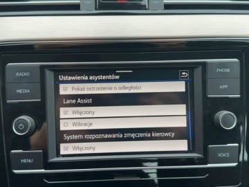 Volkswagen Passat B8 Variant Facelifting 1.5 TSI EVO 150KM 2022 Volkswagen Passat 1.5 TSI 150KM DSG FV23 AppConnect ACC 1.5 Benzyna, zdjęcie 23